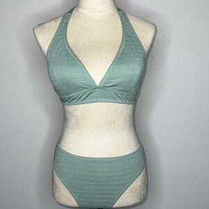 WOMENS SWIM SUIT